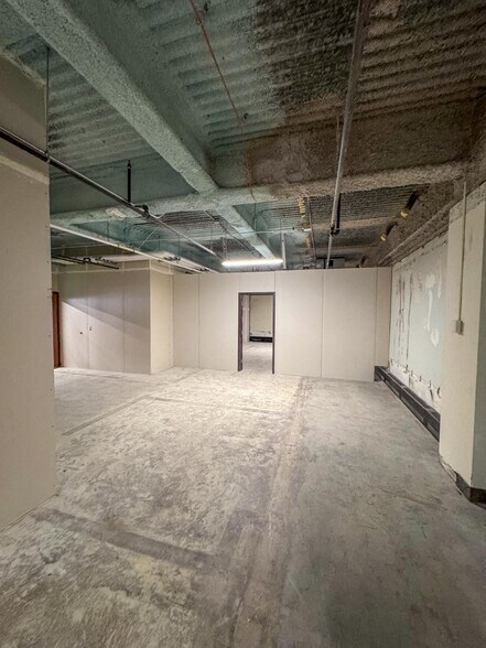 More Photos Of 206 S Broadway, Rochester Office For Lease