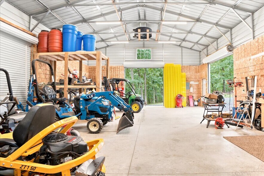 More Photos Of 1309 Redland Rd, Cross Junction Winery Vineyard For Sale