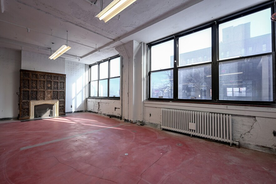 More Photos Of 1138 W 9th St, Cleveland Office For Lease