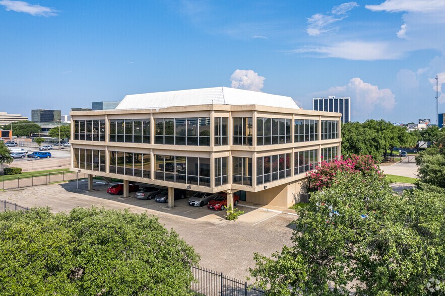 More Photos Of 1120 Empire Central Pl, Dallas Office For Lease