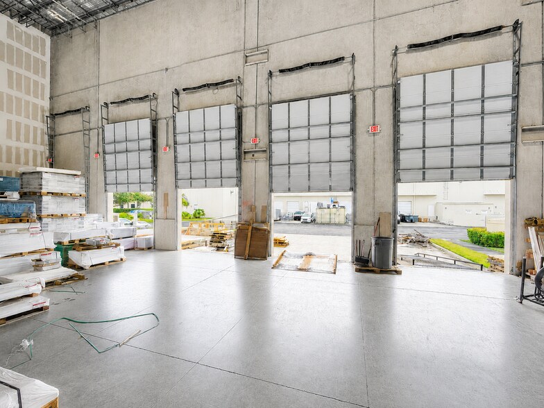 More Photos Of 1200 SW 35th Ave, Boynton Beach Warehouse For Lease