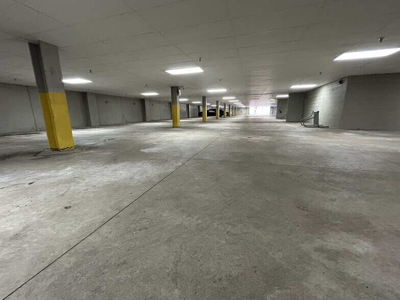 More Photos Of 165 Township Line Rd, Jenkintown Office For Lease