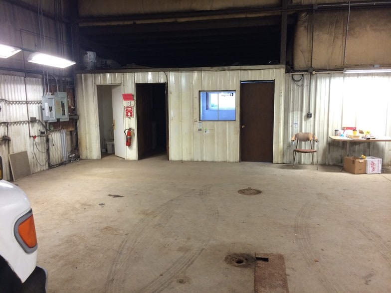 More Photos Of 2 Depot St, Penn Warehouse For Lease
