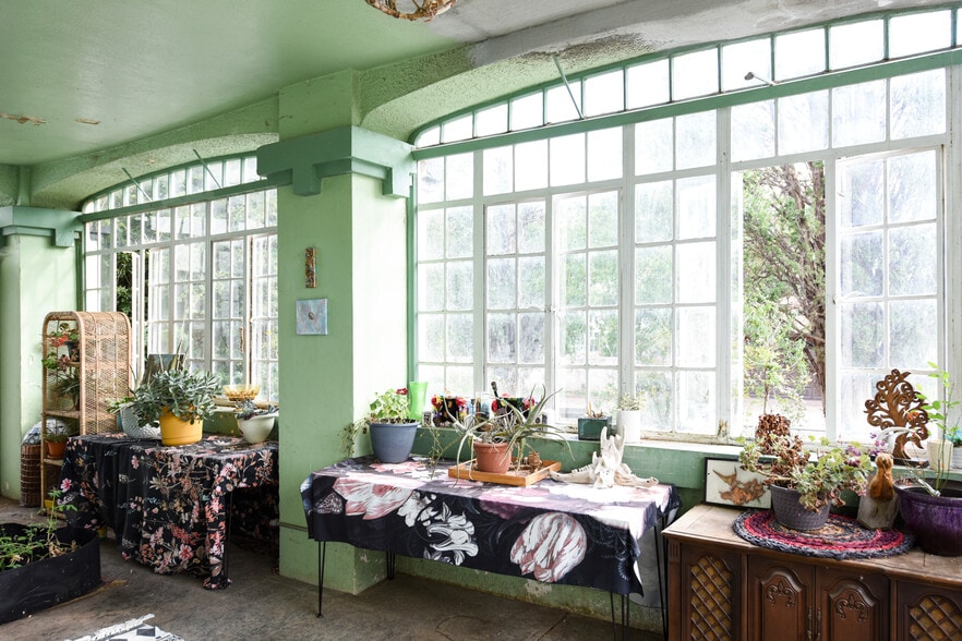 More Photos Of 200 E Vista St, Bisbee Movie Radio TVStudio For Sale