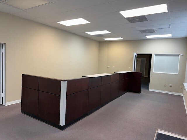 More Photos Of 112 W Lauderdale St, Tullahoma Office For Lease