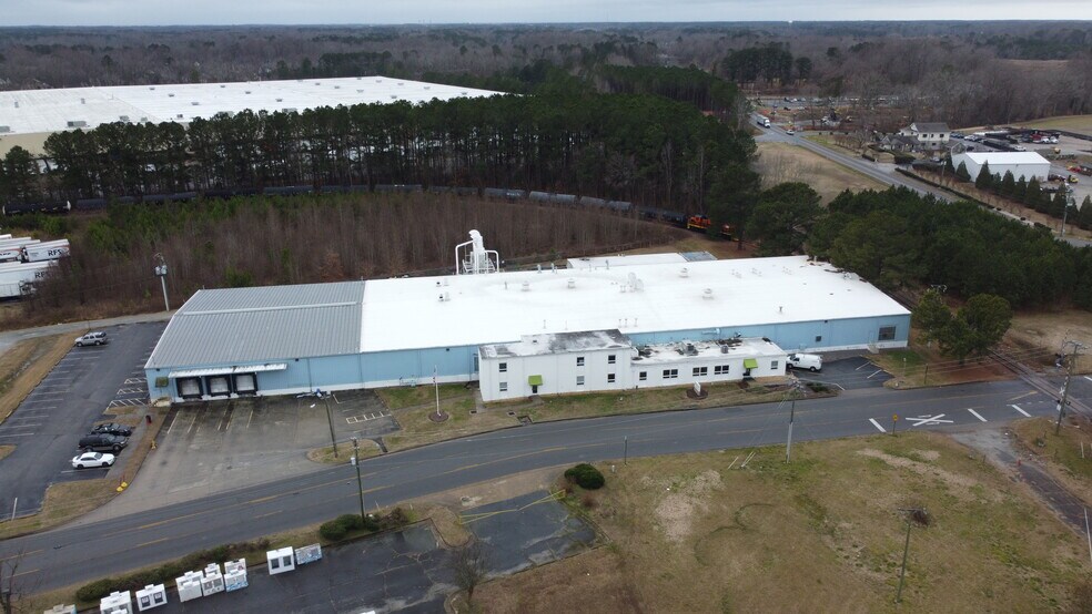 More Photos Of 1137 Progress Rd, Suffolk Manufacturing For Lease