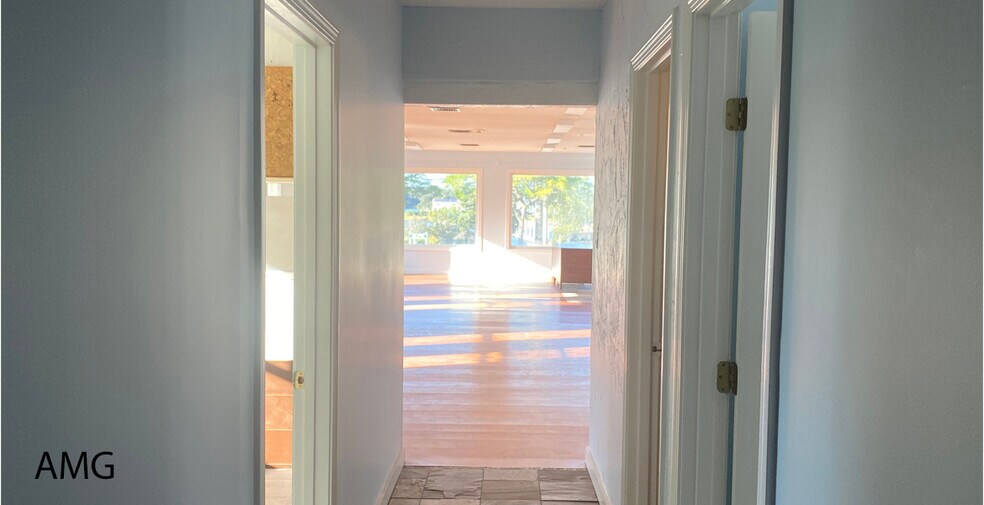 More Photos Of 109 Main St, West Dennis Storefront Retail Office For Lease