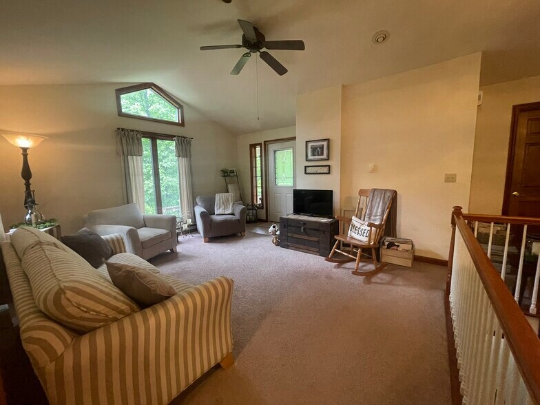 More Photos Of 853 Fairview Rd, Howard Apartments For Sale