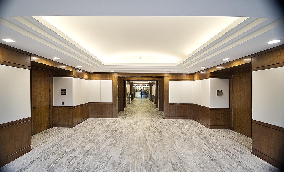 More Photos Of 11555 Medlock Bridge Rd, Duluth Coworking Space