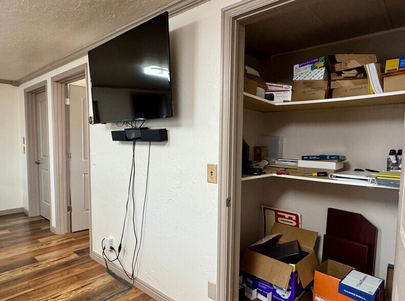 More Photos Of 259 N US-6, Delta Office For Sale