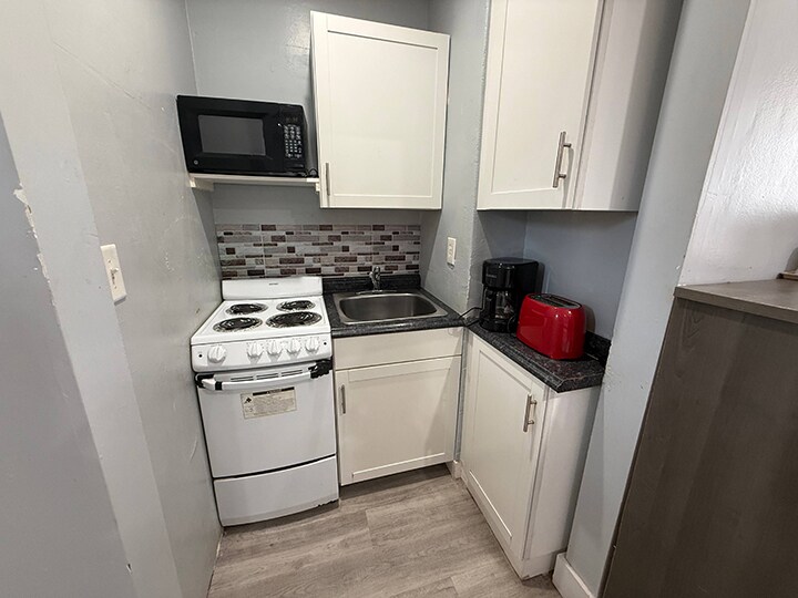 More Photos Of 831 N Ocean Blvd, Pompano Beach Hotel For Sale