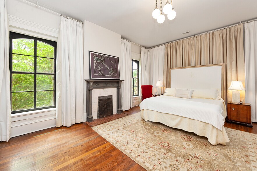 More Photos Of 204 E Deaderick St, Jackson Land For Sale