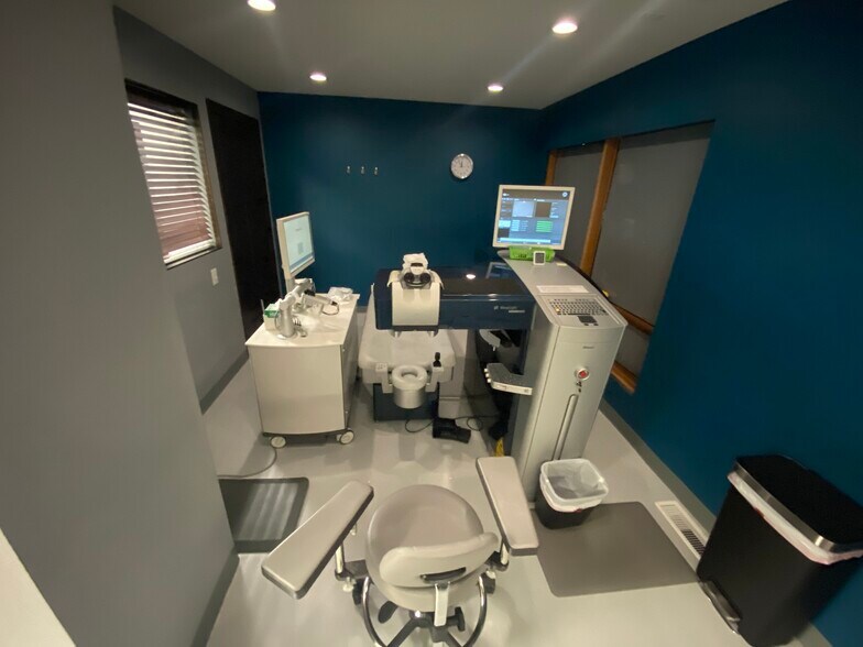 More Photos Of 1608 Ohm Ave, Eau Claire Office For Lease