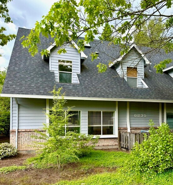 More Photos Of 8235 SW Oleson Rd, Portland Office Residential For Sale