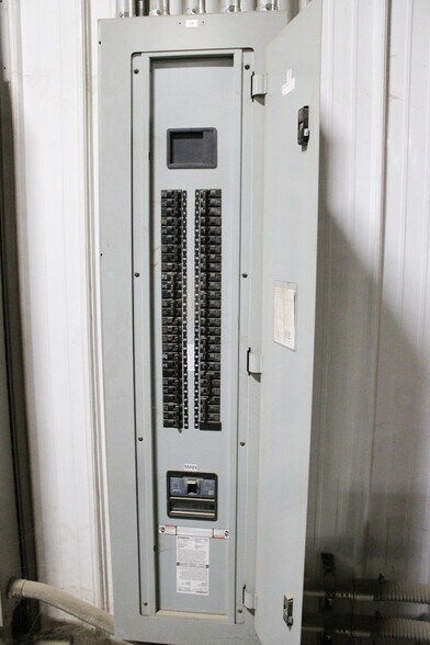 More Photos Of 895 W County Road 350 N, North Vernon Warehouse For Sale