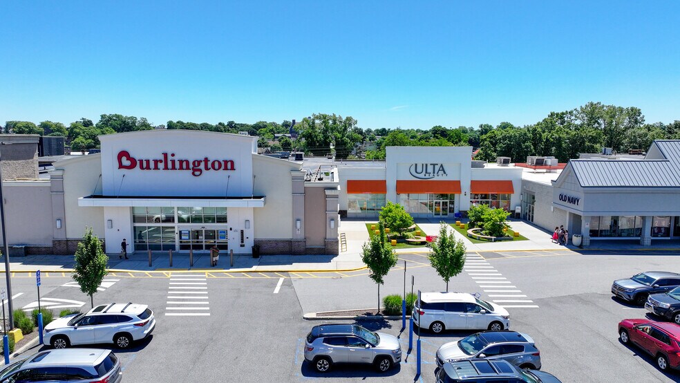More Photos Of 427-535 Boston Post Rd, Port Chester General Retail For Lease