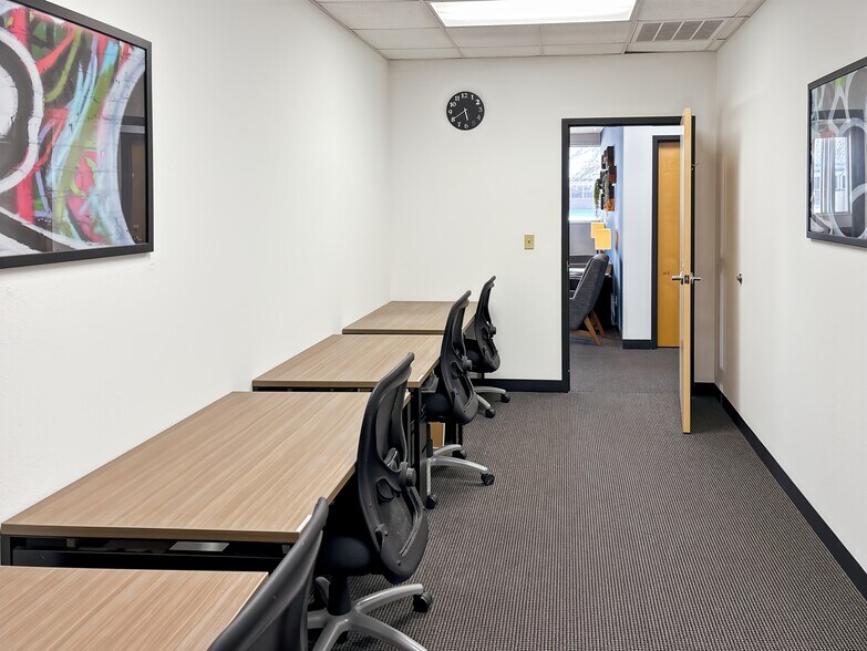 More Photos Of 1202 NE McClain Rd, Bentonville Coworking Space