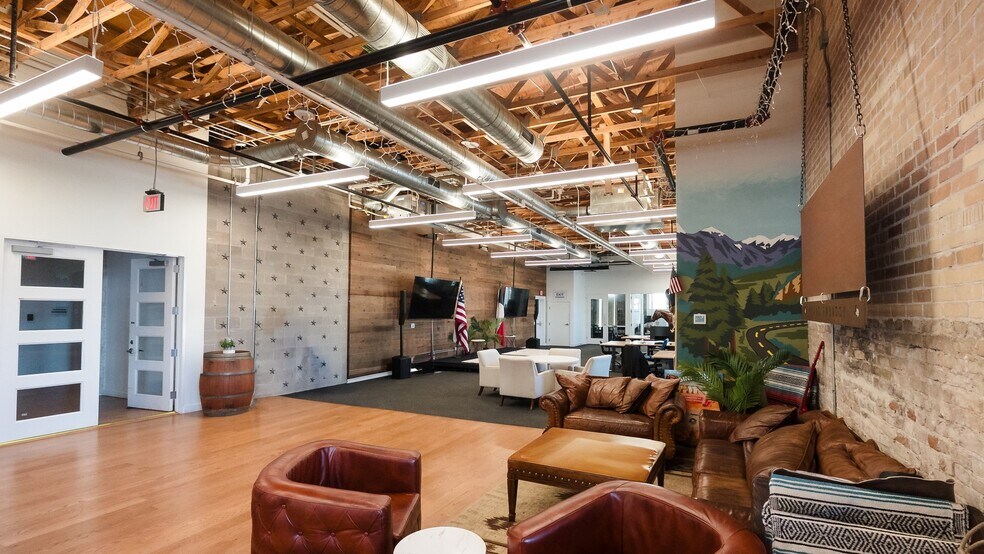 More Photos Of 200 E 6th St, Austin Loft Creative Space For Lease