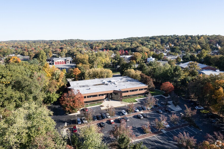 More Photos Of 28 W Grand Ave, Montvale Office For Lease
