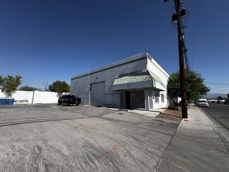 More Photos Of 1931 Losee Rd, North Las Vegas Warehouse For Lease