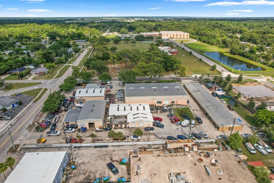 More Photos Of 601 W 27th St, Sanford Freestanding For Sale