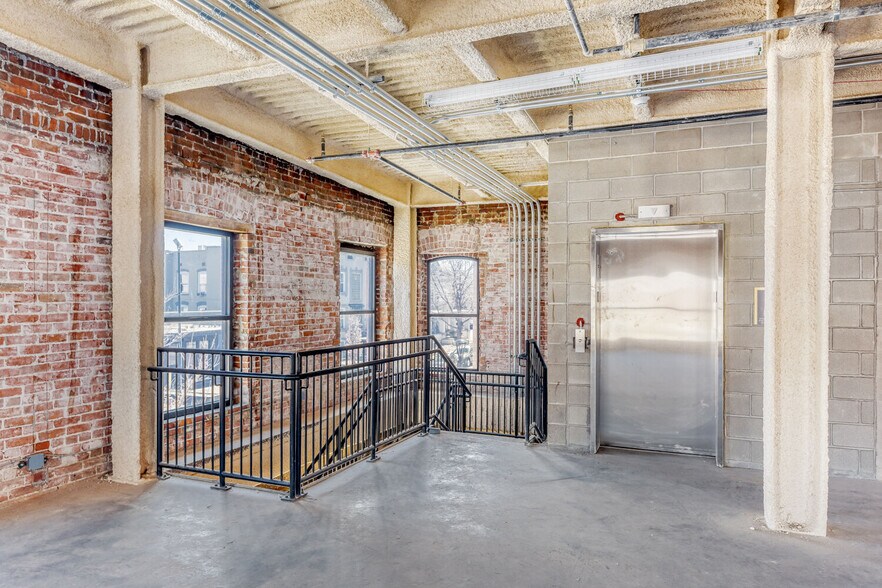 More Photos Of 1665 N Pearl St, Denver Apartments For Sale