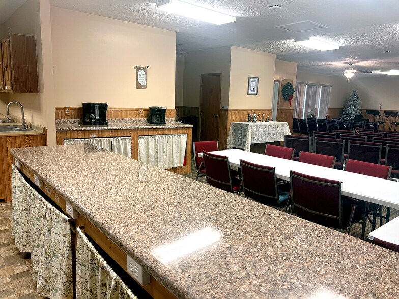 More Photos Of 418 S 14th St, Wymore General Retail For Sale