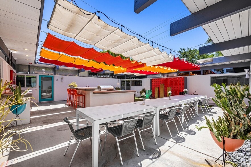 More Photos Of 795 E Chuckwalla Rd, Palm Springs Apartments For Sale