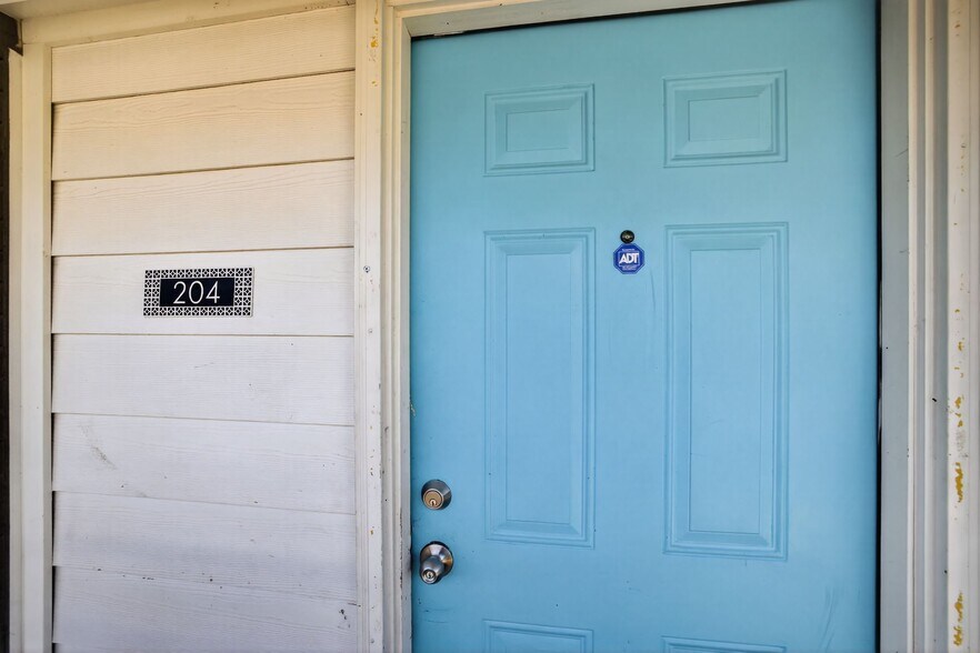 More Photos Of , Dallas Unknown For Sale