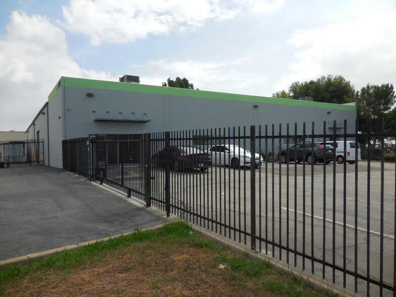 Primary Photo Of 2082 E Gladwick St, Rancho Dominguez Warehouse For Lease