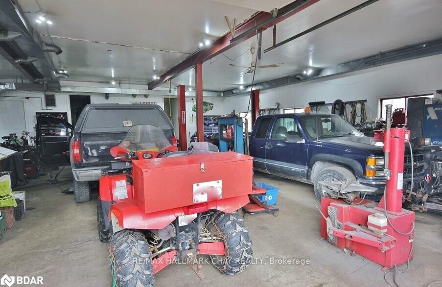 More Photos Of 1258 Killarney Beach Rd, Lefroy Auto Repair For Sale