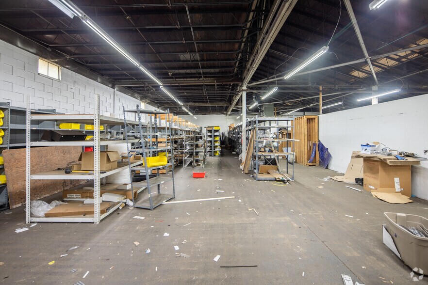 More Photos Of 5206 S 38th St, Saint Louis Industrial For Sale