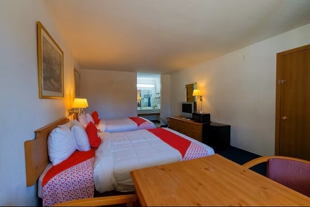 More Photos Of 3169 E Van Buren, Eureka Springs Hotel For Sale