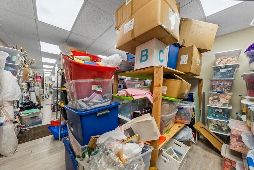 More Photos Of 303-309 Maple St, Perth Amboy Storefront Retail Residential For Sale