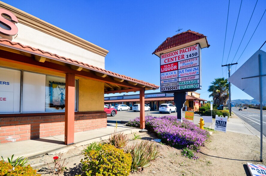 More Photos Of 1450 W Mission Rd, San Marcos Unknown For Sale