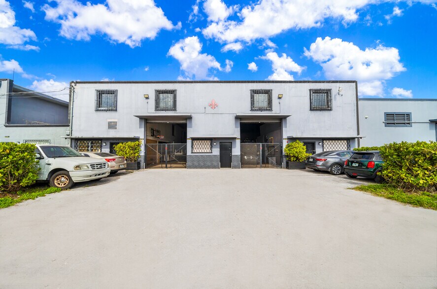 More Photos Of 3141 NW 40th St, Miami Warehouse For Sale