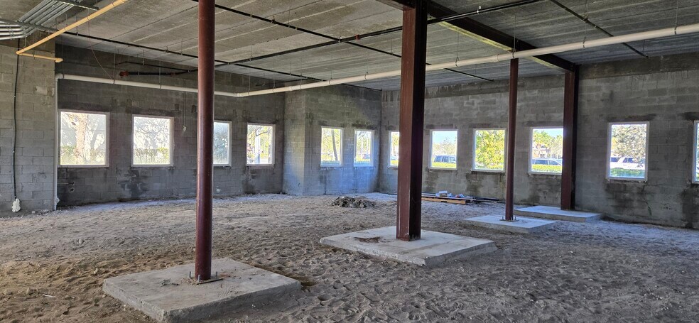 More Photos Of 8340 Sierra Meadows Blvd, Naples Healthcare For Lease