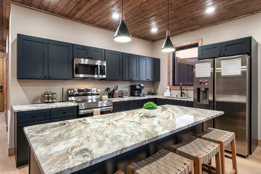 More Photos Of 514 New Venture Wy, Sevierville Hospitality For Sale