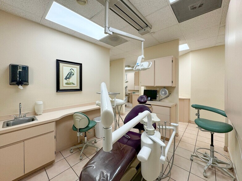 More Photos Of 1520 Corpus Christi St, Laredo Medical For Lease