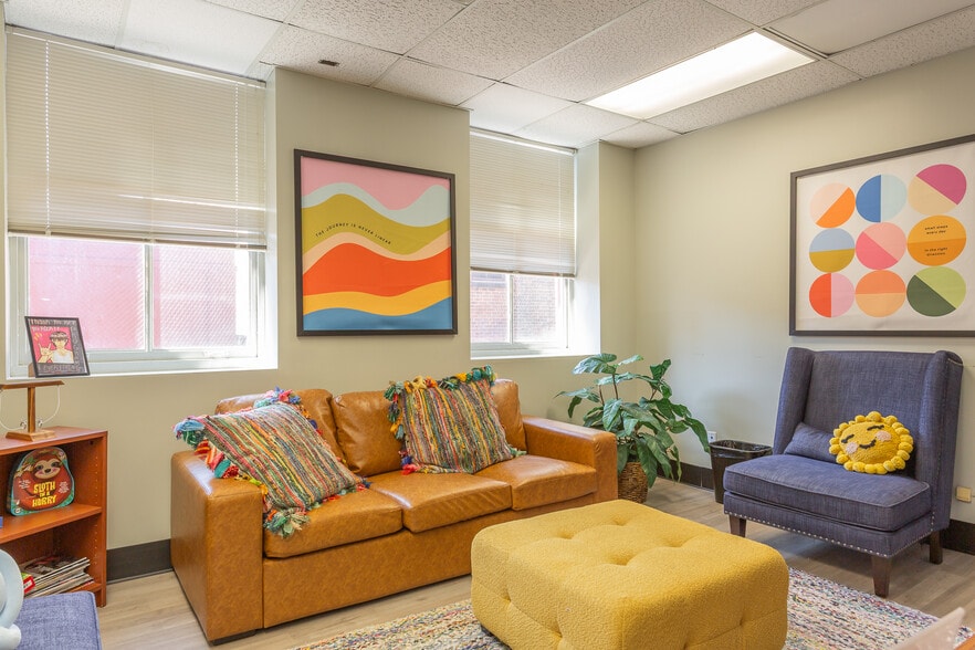 More Photos Of 5 Dover St, New Bedford Office Residential For Sale