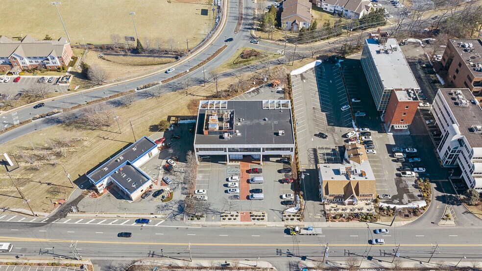 More Photos Of 370 W Passaic St, Rochelle Park Office For Sale