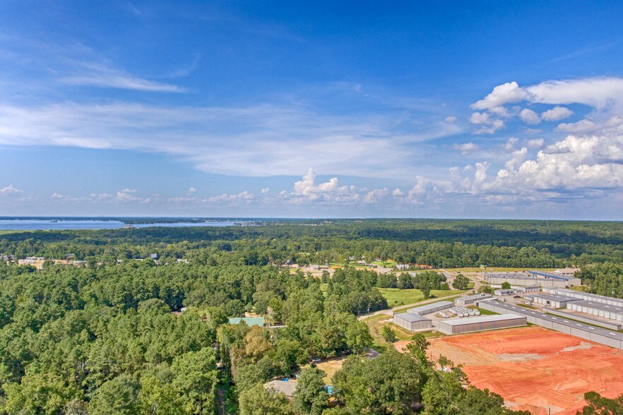 More Photos Of 1274 Blake Rd, Conroe Office For Lease