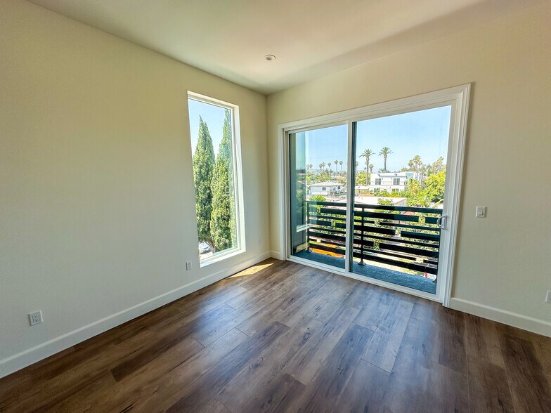 More Photos Of 2840 Wellington Rd, Los Angeles Multifamily For Sale