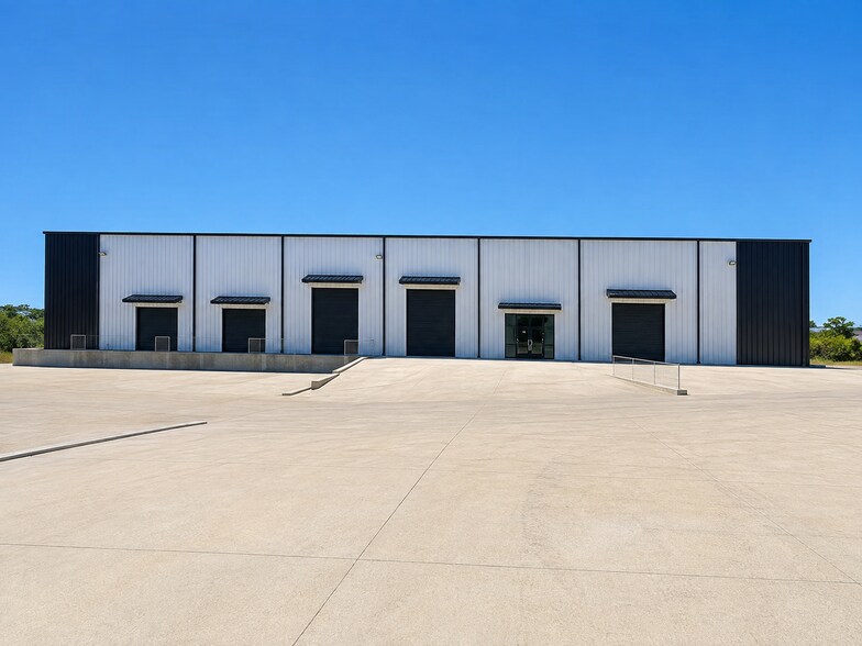 More Photos Of 8511 Maha Ct, Buda Light Distribution For Sale