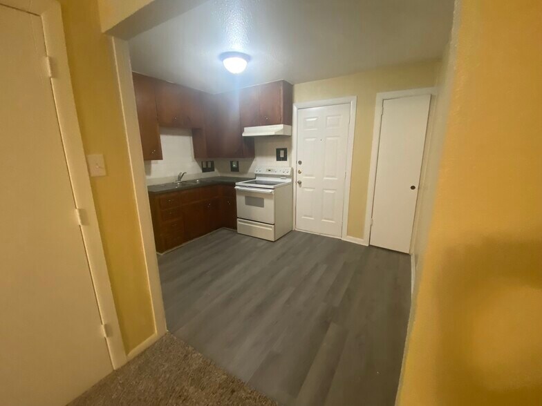 More Photos Of 807 Sissom Rd, Killeen Apartments For Sale