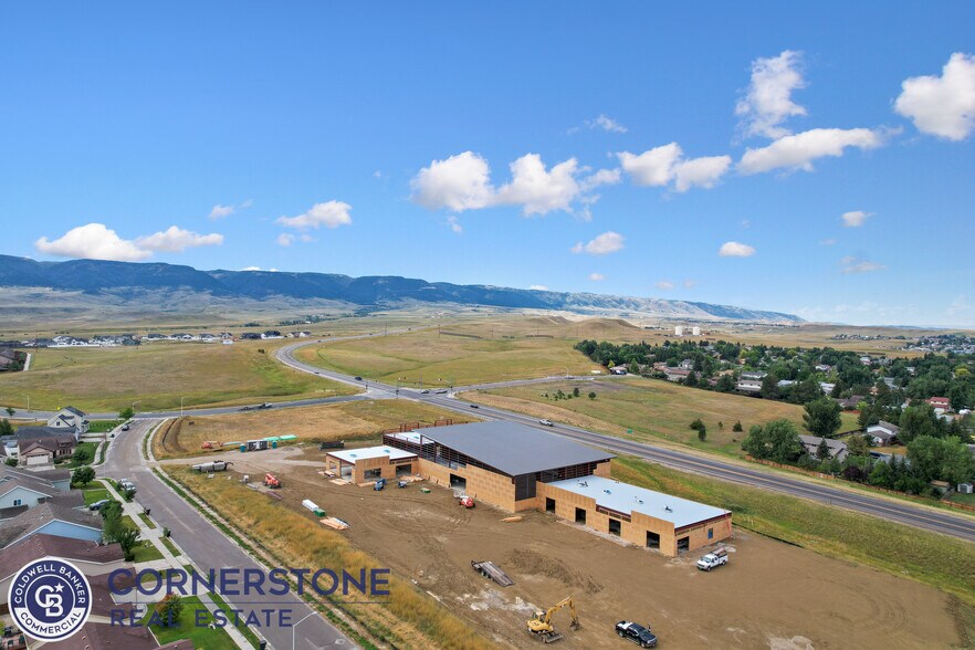 More Photos Of Heathrow, Casper Storefront Retail Office For Lease