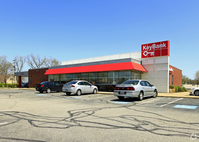 More Photos Of 20950 Libby Rd, Maple Heights Unknown For Lease