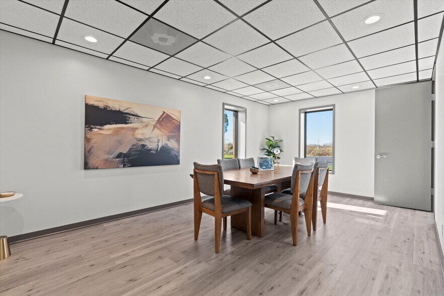 More Photos Of 502 W Markey Rd, Belton Medical For Lease