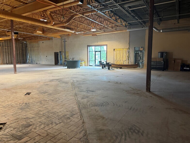 More Photos Of 2593 Development Dr, Green Bay Medical For Lease