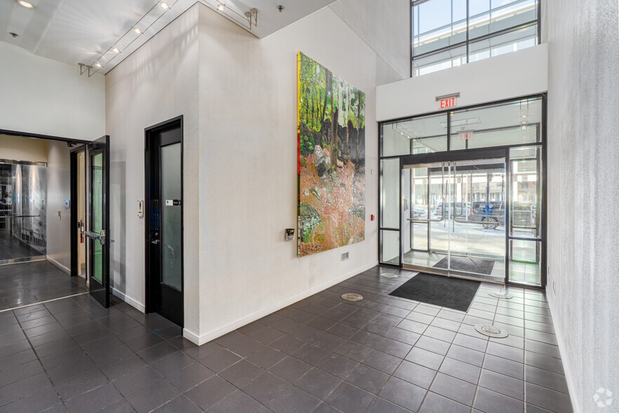 More Photos Of 840 W Hamilton St, Allentown Unknown For Lease